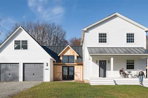 Infill Addition to a Classic Farmhouse - Fine Homebuilding
