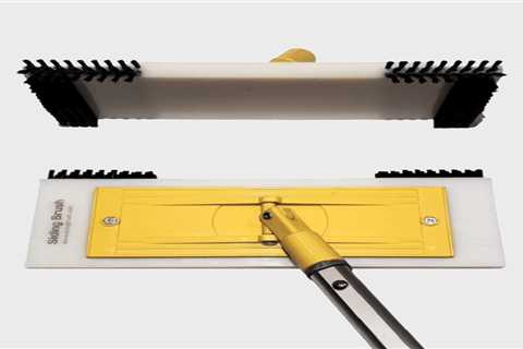 This Innovative Brush Makes Cleaning Vinyl Siding a Breeze
