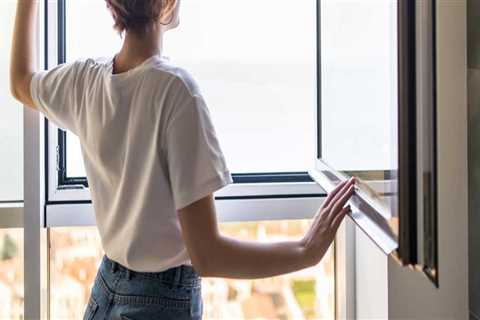 Does opening windows help with construction dust?