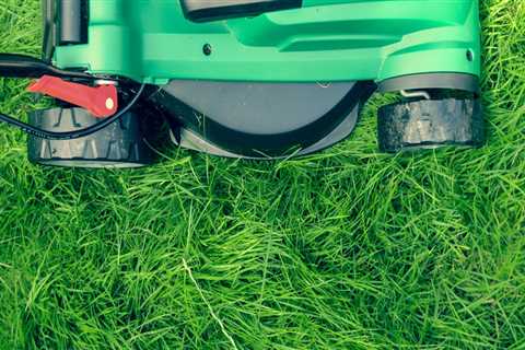 How do you put your lawn service on your resume?