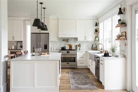 Creating Beautiful Kitchens With White Cabinets