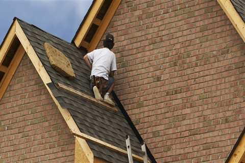 Roof Replacement Project In Brunswick: What Are The Advantages Of Hiring A Roofing Contractor?