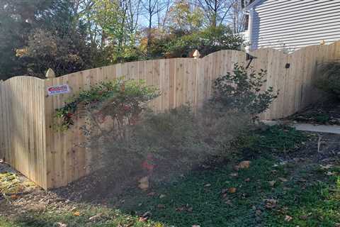 Makeover Monday: Replacement Wood Fencing in Arnold, Maryland