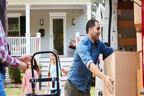 When is the Best Time to Book a Moving Company?