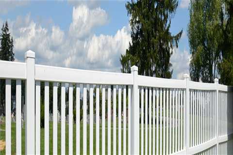 Importance of Choosing a Long-lasting Fence That Will Last for Decades