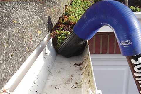 Gutter Cleaning Watts