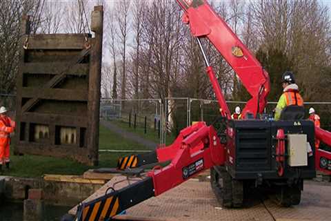 From Start To Finish: How Crane Hire Streamlines Log Home Building In Geelong