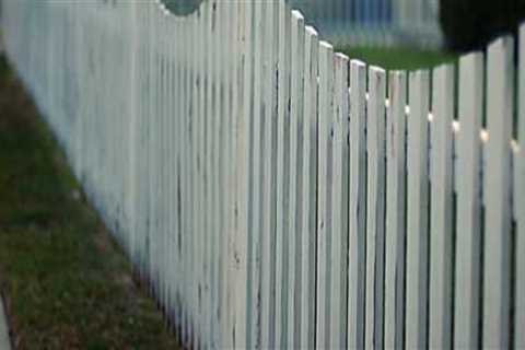 Enhancing Your Cape Coral Landscape: Fence Repair And Collaboration With A Landscape Contractor