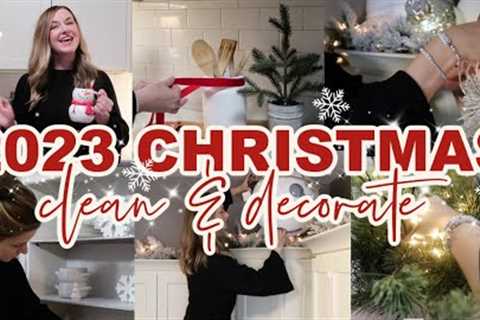 2023 CHRISTMAS CLEAN + DECORATE PART 2 | CHRISTMAS KITCHEN | CHRISTMAS DECORATING | Lauren Yarbrough