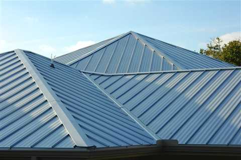 What To Look For When Inspecting Your Roof - Storm Contracting