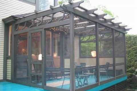 The Benefits of an Enclosed Pergola