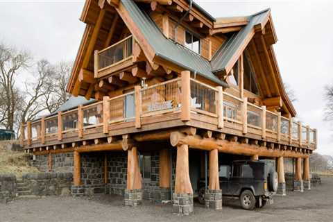 Choosing the Right Logs for Your Custom Log Home: A Comprehensive Guide