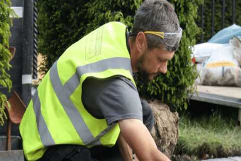 Expert Finish: The Benefits of Working with a Skilled Paving Contractor