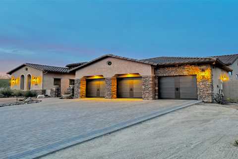 Expert Garage Door & Gate Services in Fountain Hills | Stapley Action Garage Door - Stapley..
