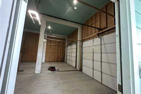 Insulated Garage Doors - Honest Overhead Door, LLC