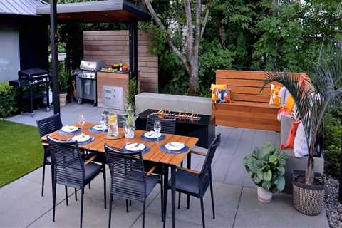 How Can A Fence Contractor Complement Outdoor Furniture Trends In Tigard, Oregon?
