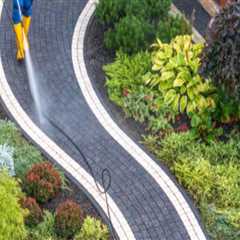 How Lawn Care Services Complement House Pressure Washing in Vancouver, WA